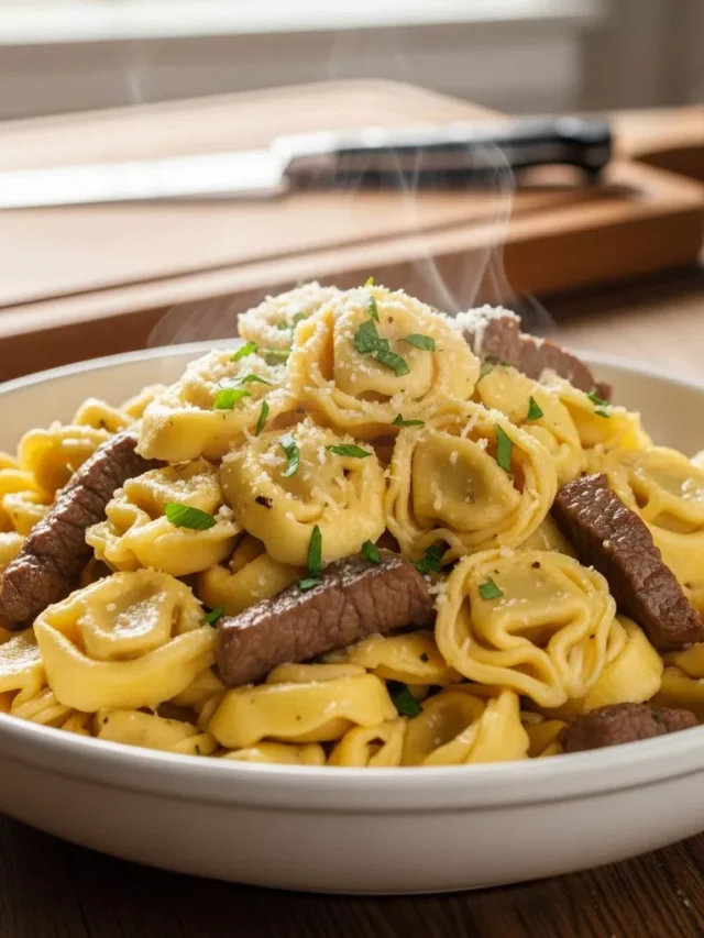 Comforting Garlic Steak Tortellini: The Perfect Weeknight Meal (Web Story)