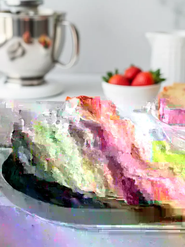 Perfect Homemade Strawberry Pound Cake Recipe (Web Story)