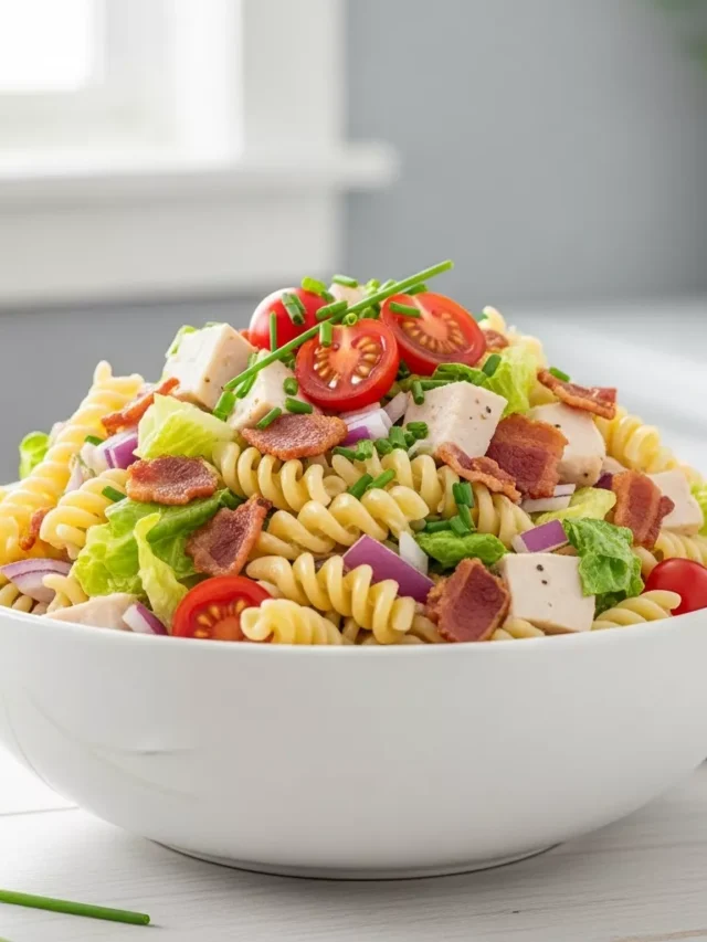 Ultimate Club Sandwich Pasta Salad For Easy Summer Meals (Web Story)