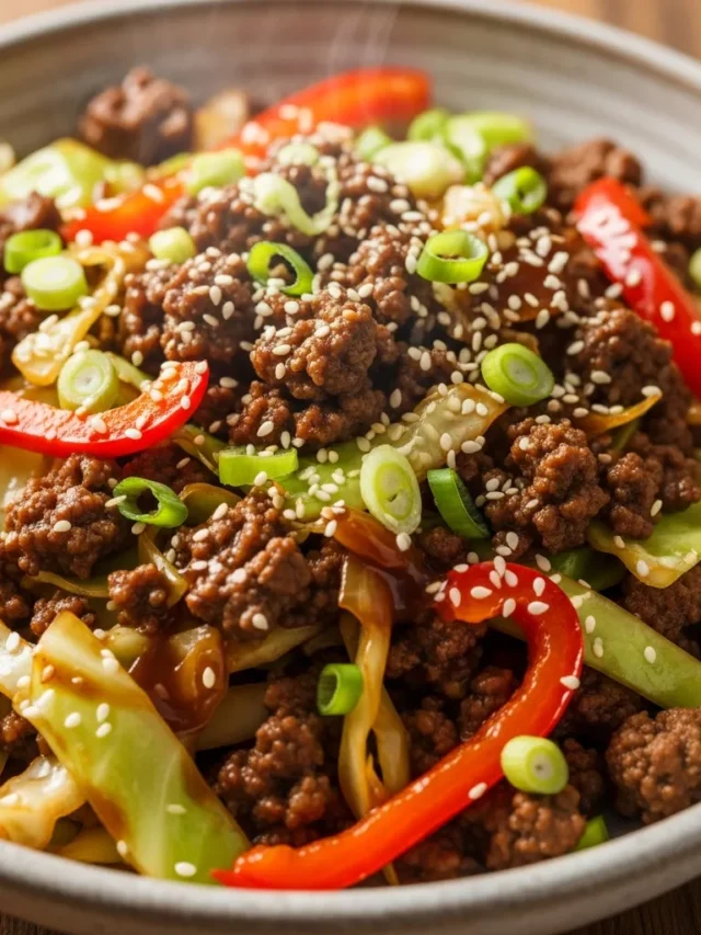Perfect Low-carb Mongolian Ground Beef & Cabbage Skillet (Web Story)